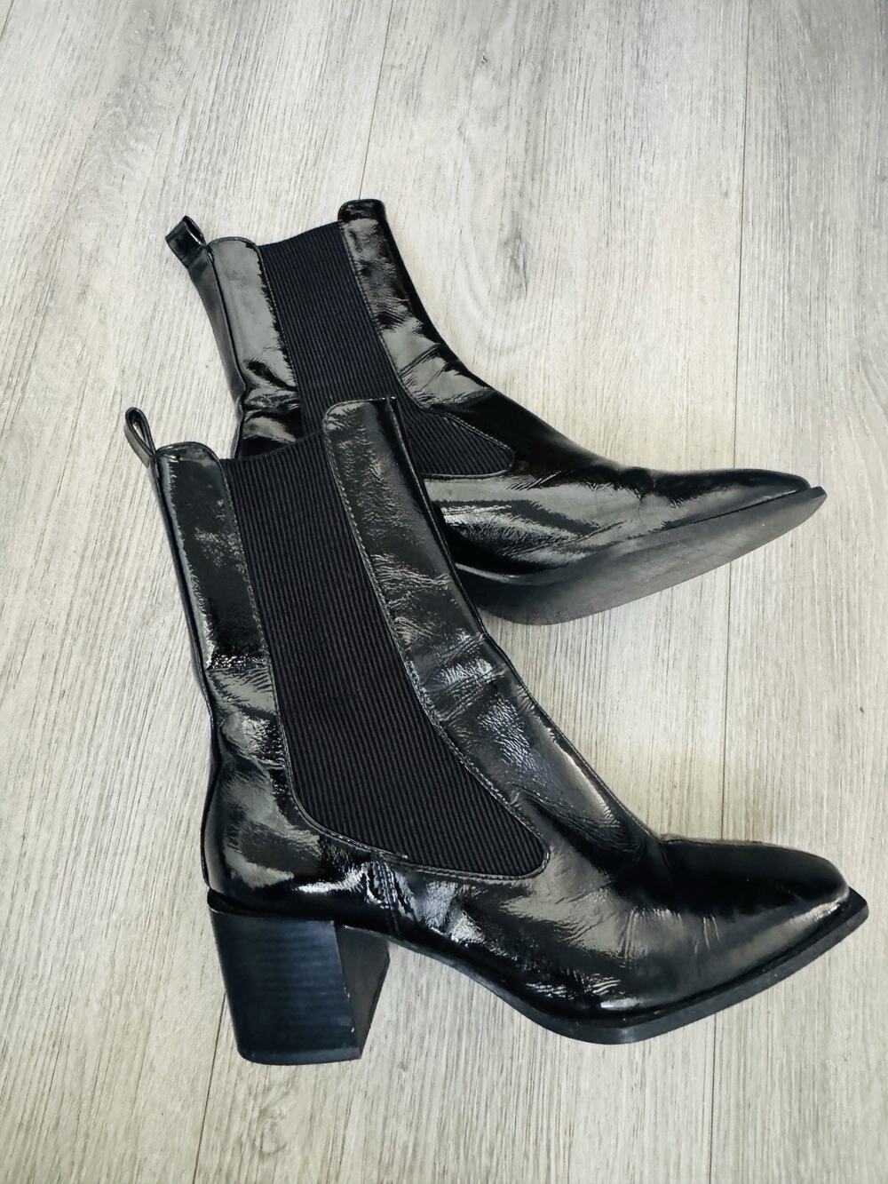 Zara Women’s Black Chelsea Ankle Boots Faux Leather Square Toe Pull Tab Size 39
